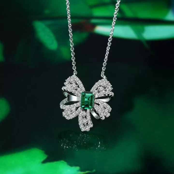 Bowknot Emerald Pendant Necklace