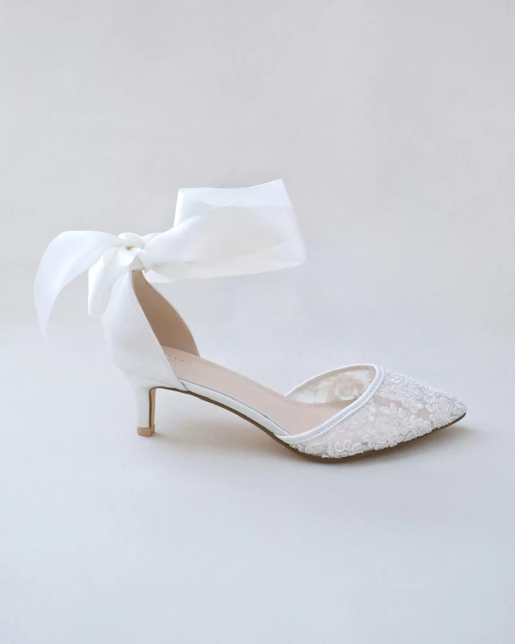 Crochet Lace Pointy Toe Wedding Low Heels with Wrapped Ankle Tie