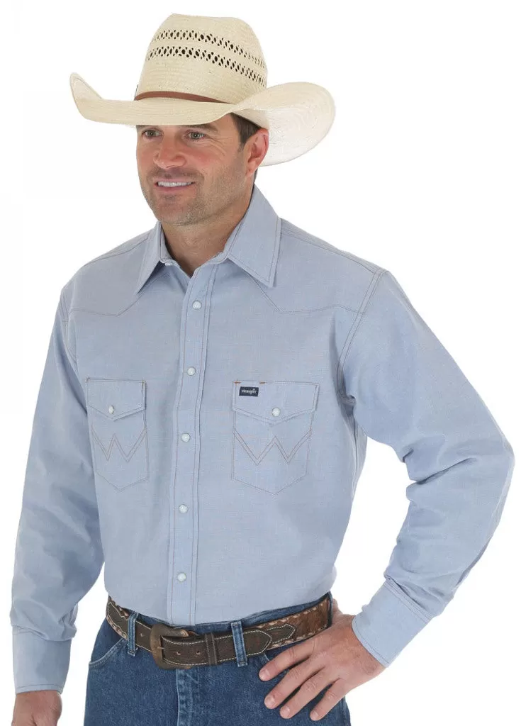 Men's Wrangler COWBOY CUT WORK WESTERN CHAMBRAY LONG SLEEVE SHIRT IN CHAMBRAY