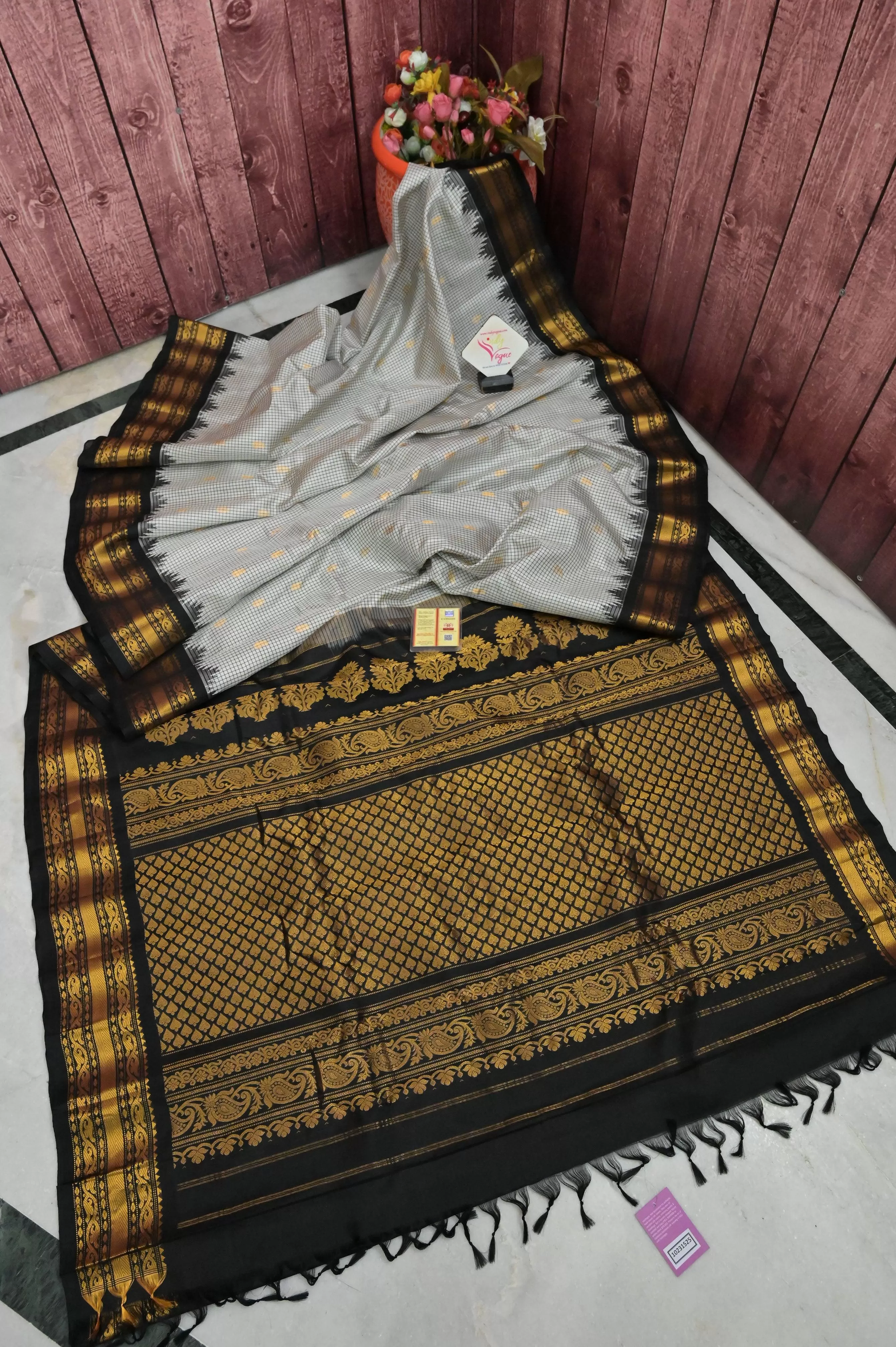 Offwhite Color Gadwal Silk Saree with Black Checks