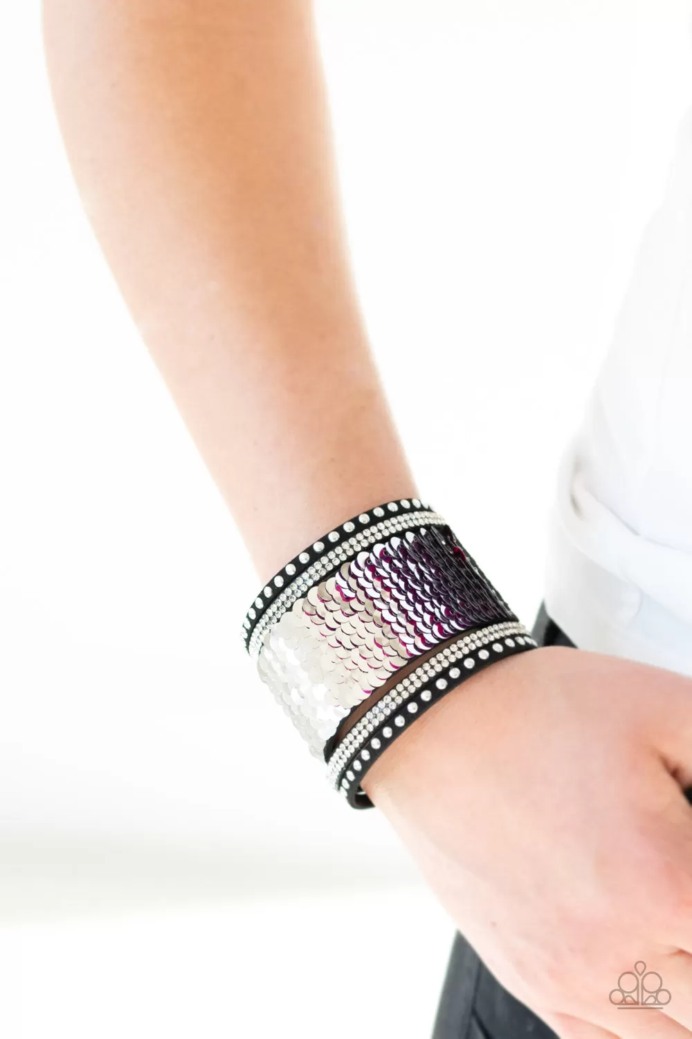 Paparazzi Accessories  - Mermaids Have More Fun #B96 - Pink/Silver bracelet