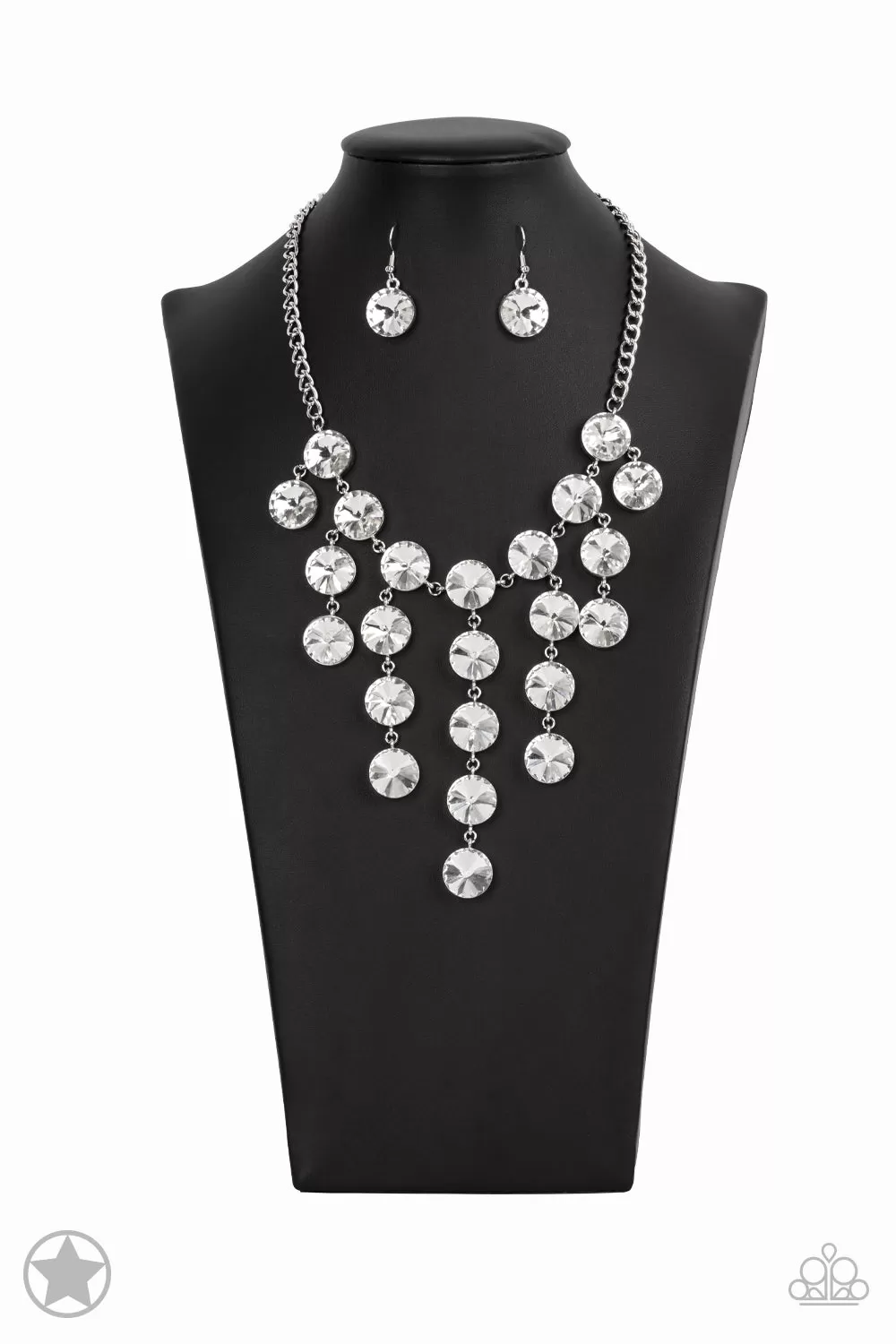 Paparazzi Accessories - Spotlight Stunner - Silver Necklace