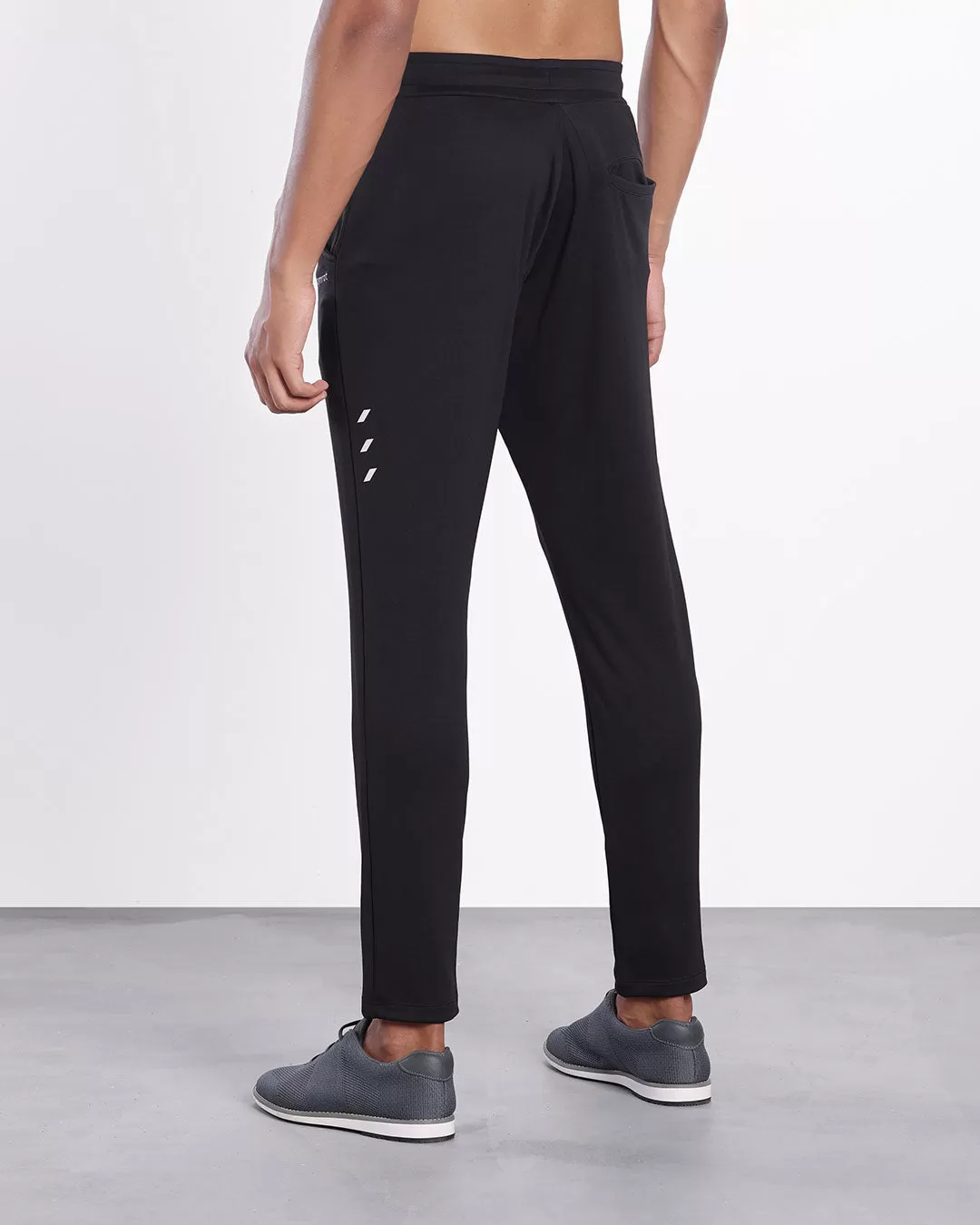 The Ball Cooling Training Pant Black - Straight Fit